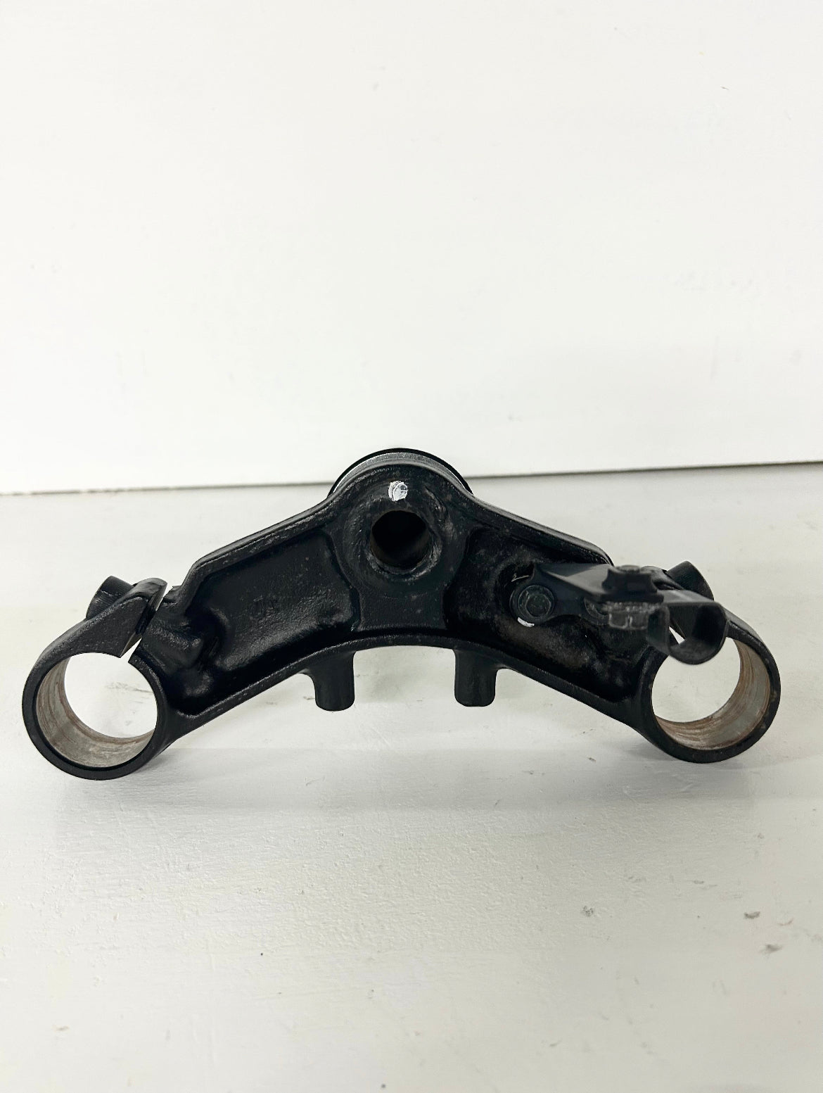 2013 2014 2015 2016 2017 Kawasaki Ninja 300 lower triple tree stem clamp (GM ID# 001369 )