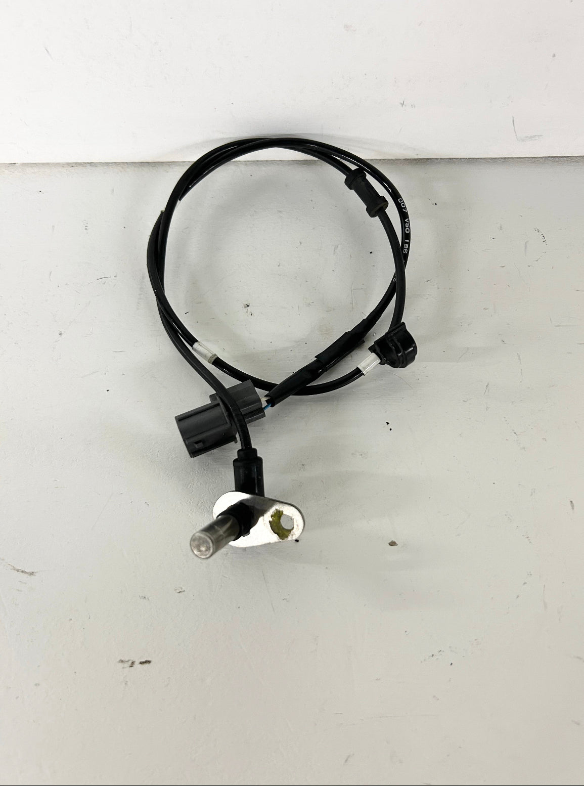 2013 2014 2015 2016 2017 Kawasaki Ninja 300 front ABS brake wire sensor (GM ID# 001514 )