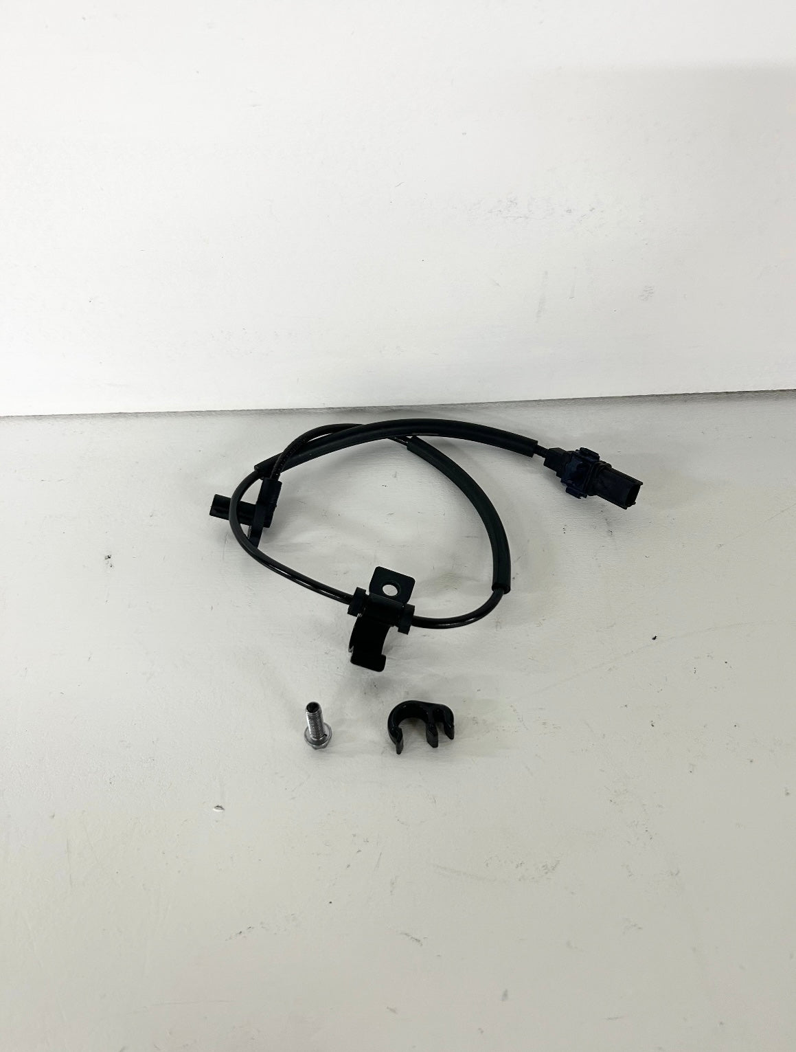 2019 2020 2021 2022 Kawasaki Ninja 400 z400 front ABS sensor wire ( 001210 )
