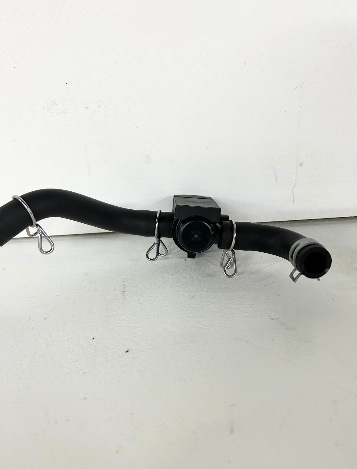 2018 2019 2020 2021 2022 Kawasaki Ninja 400 z400 air sensor Evap valve vacuum switch ( 001192 )