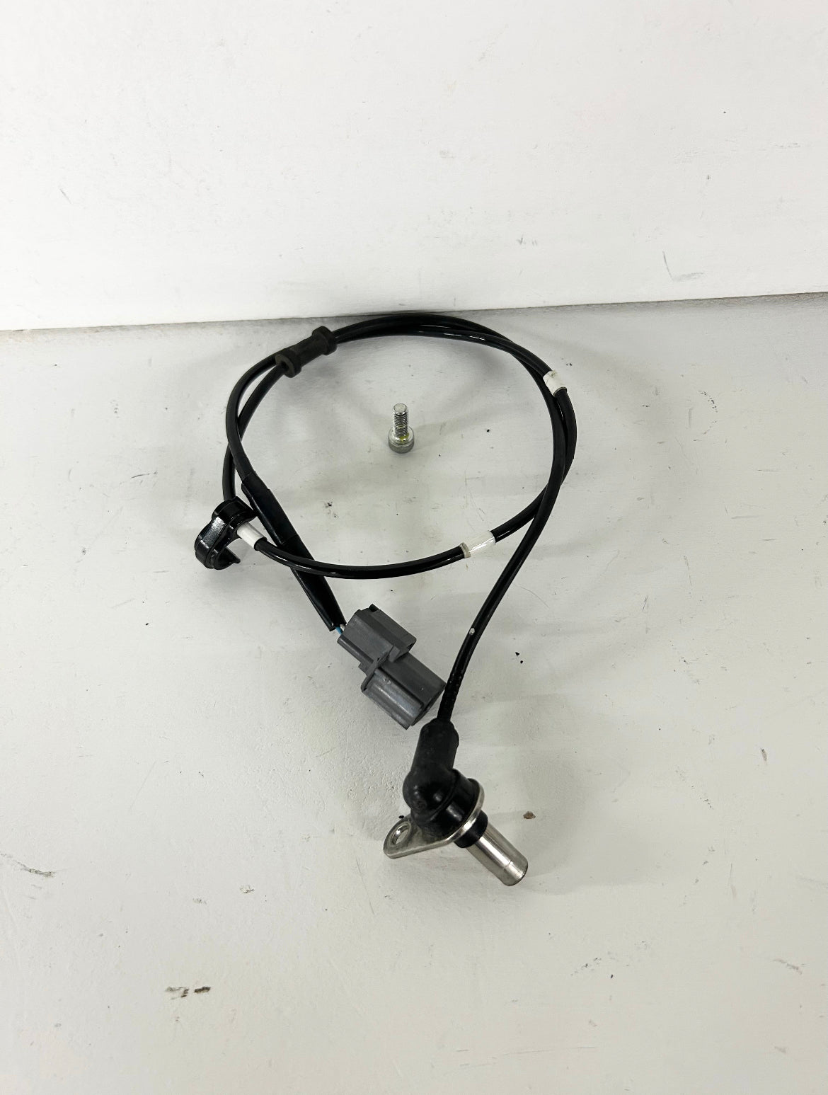 2013 2014 2015 2016 2017 Kawasaki Ninja 300 front ABS brake wire sensor (GM ID# 001514 )