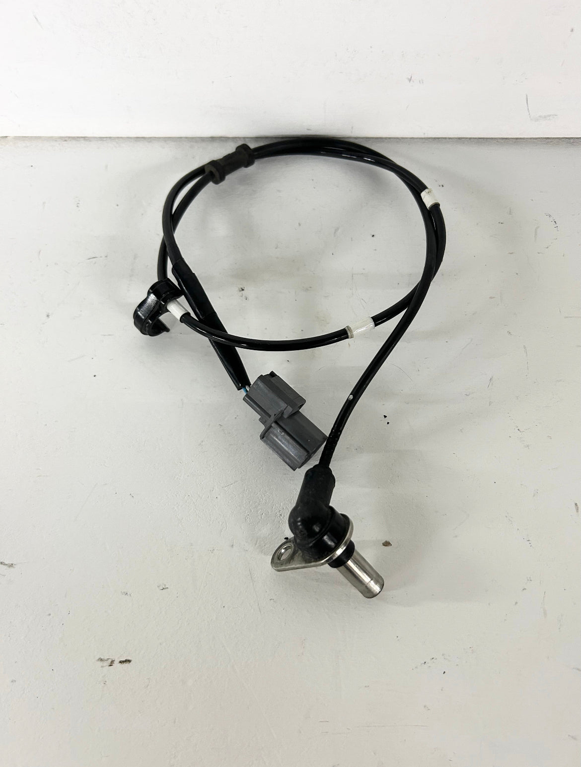 2013 2014 2015 2016 2017 Kawasaki Ninja 300 front ABS brake wire sensor (GM ID# 001514 )