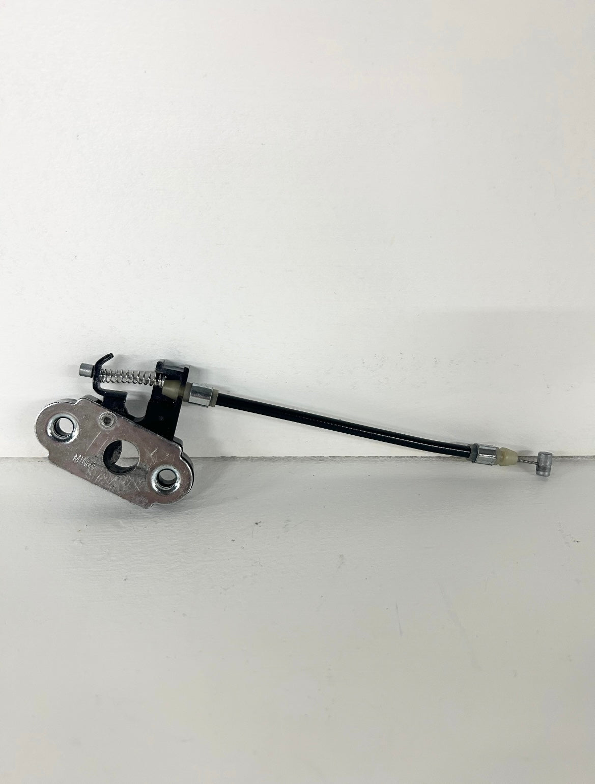 2013 2014 2015 2016 2017 Kawasaki ninja 300 seat lock mechanism 27016-0075 ( 001076 )