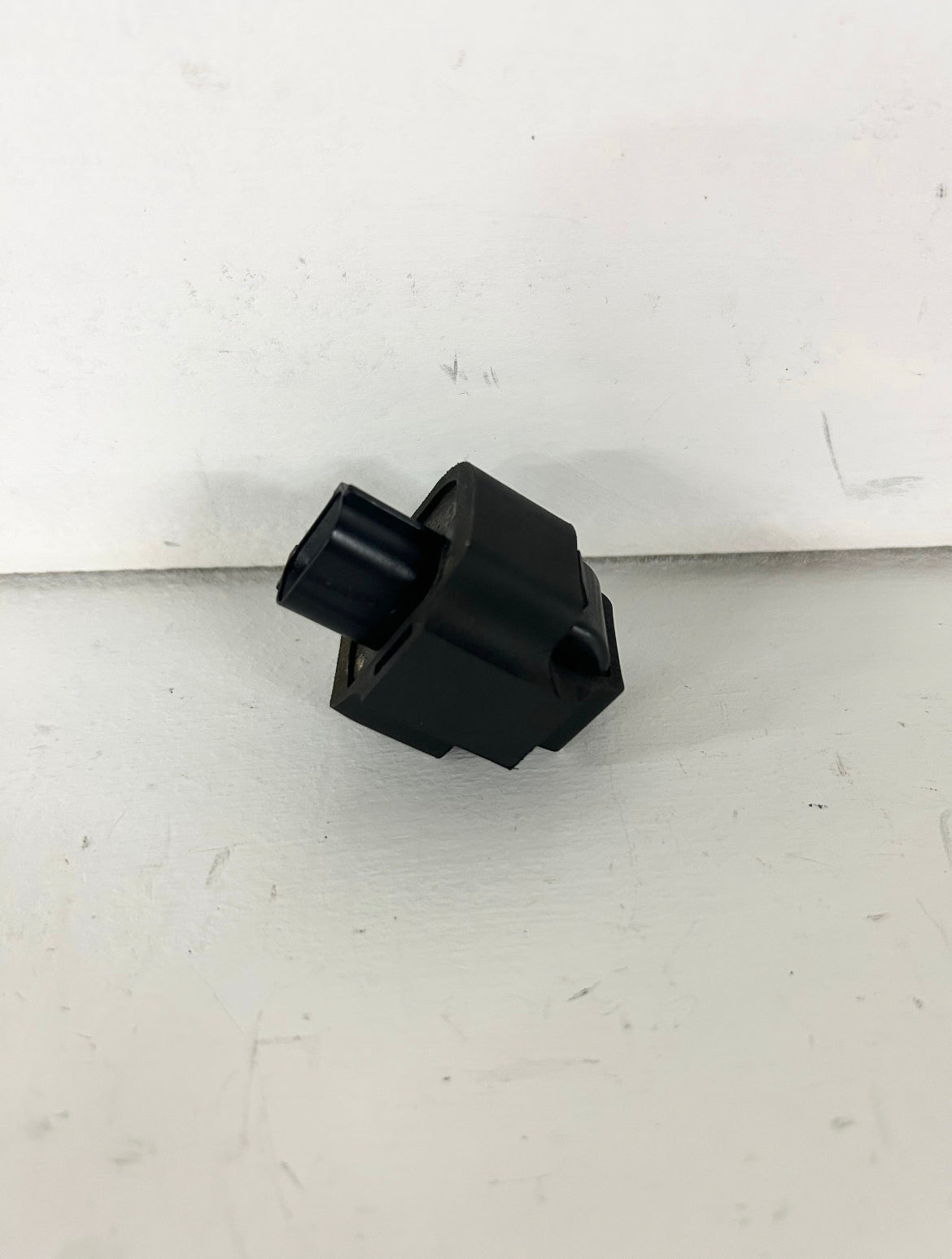 2013 2014 2015 2016 2017 Kawasaki Ninja 300 vehicle down sensor switch (GM ID# 001500 )