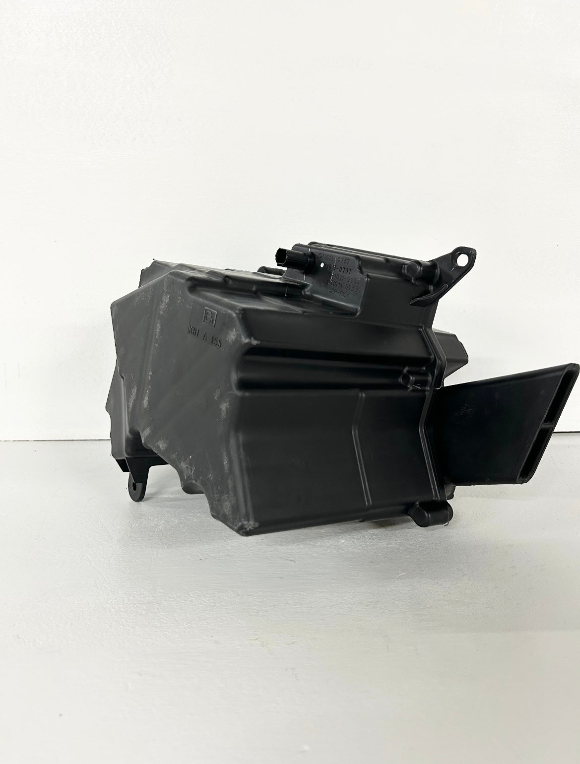 2013 2014 2015 2016 2017 Kawasaki ninja 300 air box 11038-0035 ( 001053 )