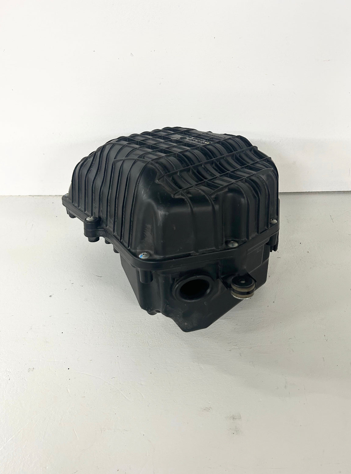2018 2019 2020 2021 2022 Kawasaki Ninja 400 Z400 Air cleaner box airbox (GM ID# 001424 )