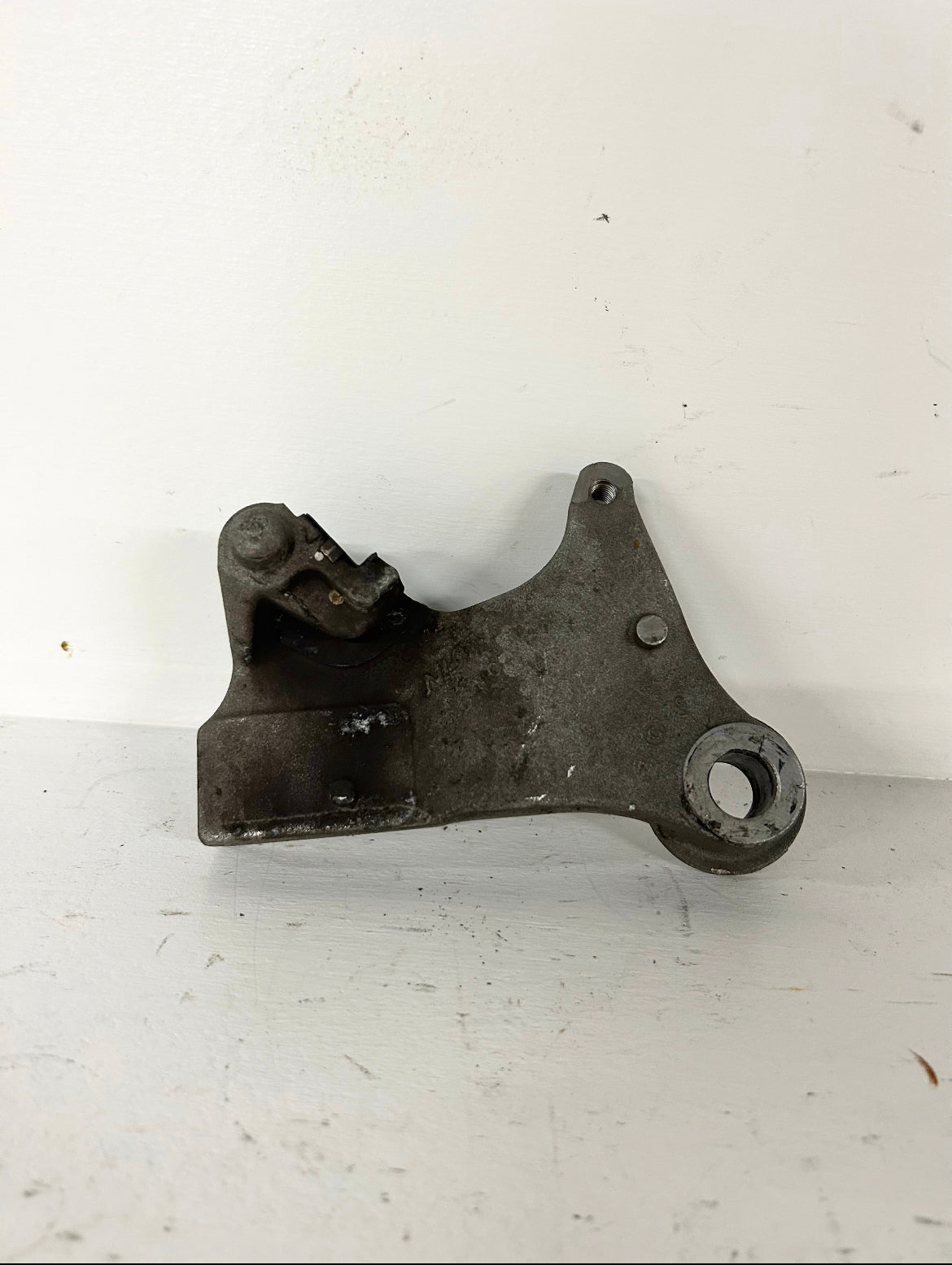 2013 2014 2015 Honda CBR500R rear brake caliper bracket (GM ID# 001609 )