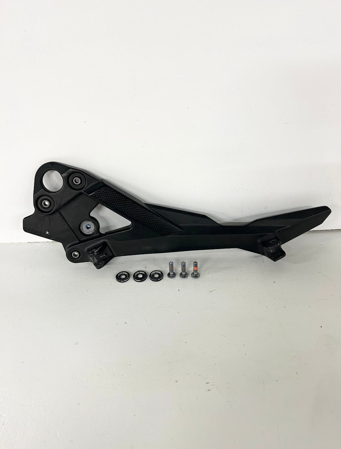 2009 2010 2011 2012 2013 2014 2015 2016 Yamaha left peg footrest bracket (GM ID# 001313 )