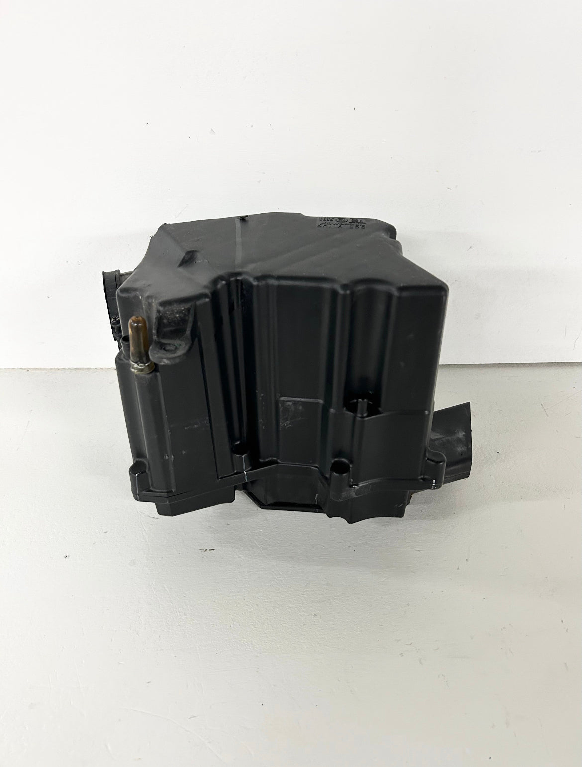 2013 2014 2015 2016 2017 Kawasaki Ninja 300 air cleaner box airbox (GM ID# 001512 )