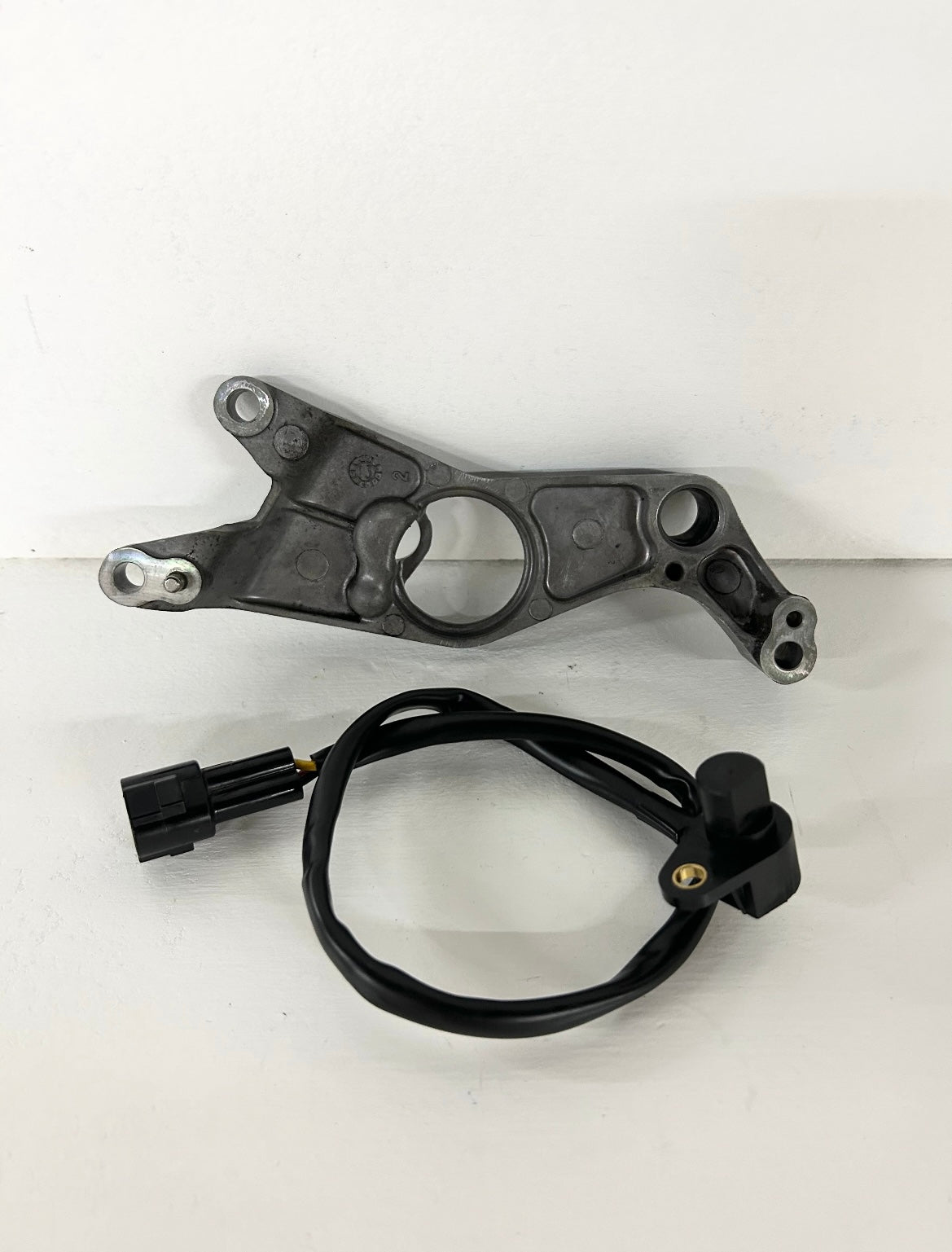 2013 2014 2015 2016 2017 Kawasaki ninja 300 front sprocket speedo sensor 21176-0065 ( 001079 )