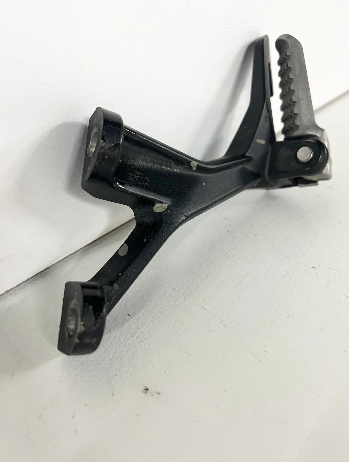2018 2019 2020 2021 2022 Kawasaki ninja 400 z400 left rear back passenger peg (GM ID# 001232 )