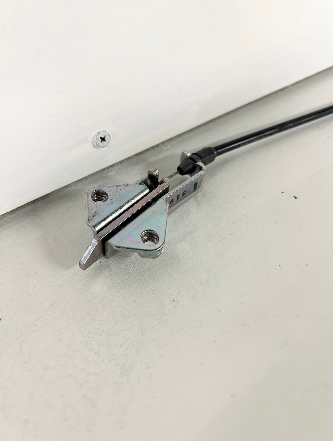 2018 2019 2020 2021 2022 Kawasaki ninja 400 z400 rider front driver seat striker lock assembly latch (GM ID# 001244 )