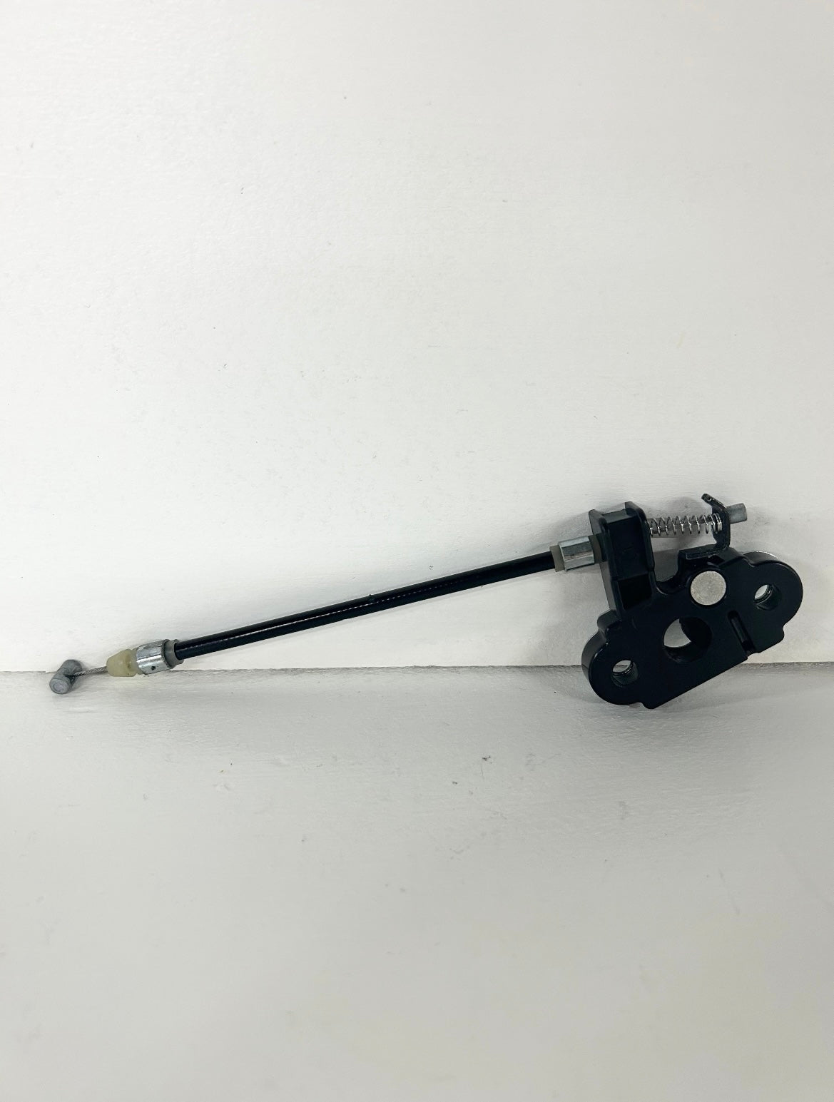 2013 2014 2015 2016 2017 Kawasaki ninja 300 seat lock mechanism 27016-0075 ( 001076 )