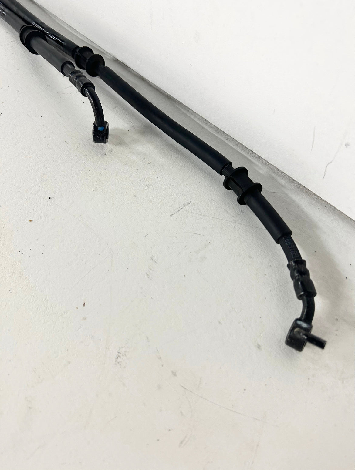 2013 2014 2015 2016 2017 Kawasaki Ninja 300 Front ABS brake lines (GM ID# 001495 )