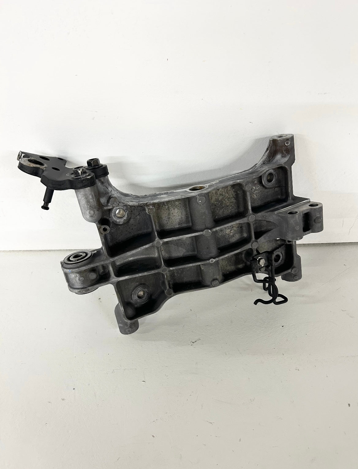 2018 2019 2020 2021 2022 Kawasaki ninja 400 z400 Engine mount swingarm swing arm bracket (GM ID# 001249 )