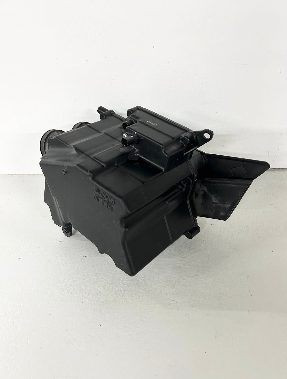 2013 2014 2015 2016 2017 Kawasaki Ninja 300 air cleaner box airbox (GM ID# 001512 )