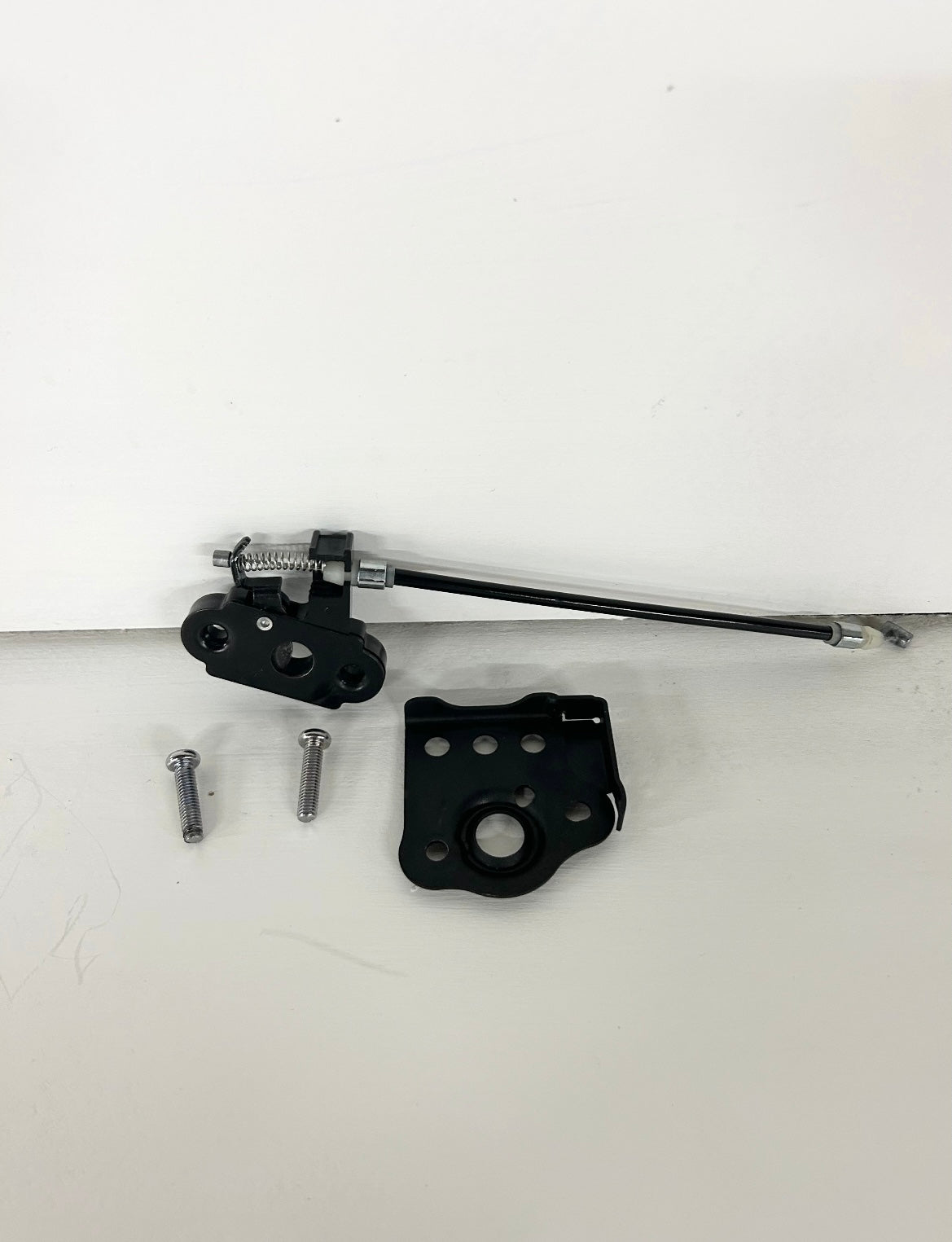 2018 2019 2020 2021 2022 Kawasaki Ninja 400 z400 seat lock mechanism ( 001184 )