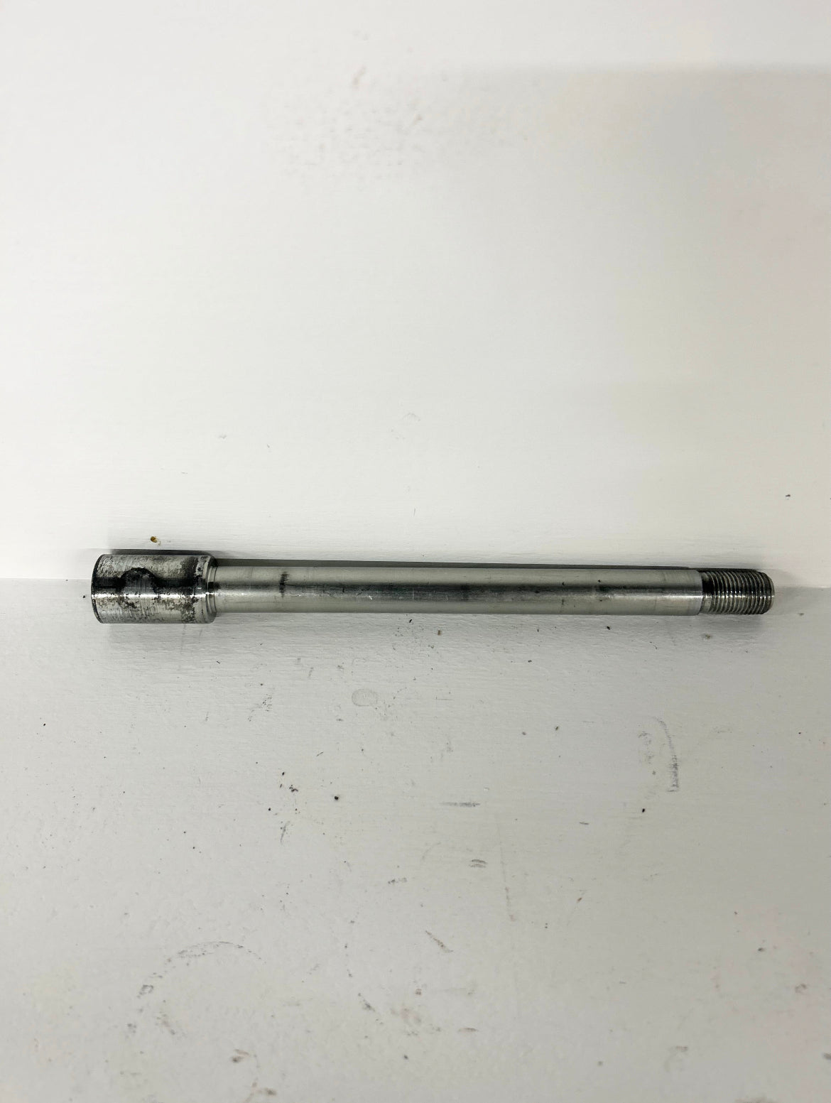 2013 2014 2015 Honda CBR500R front wheel axle (GM ID# 001578 )