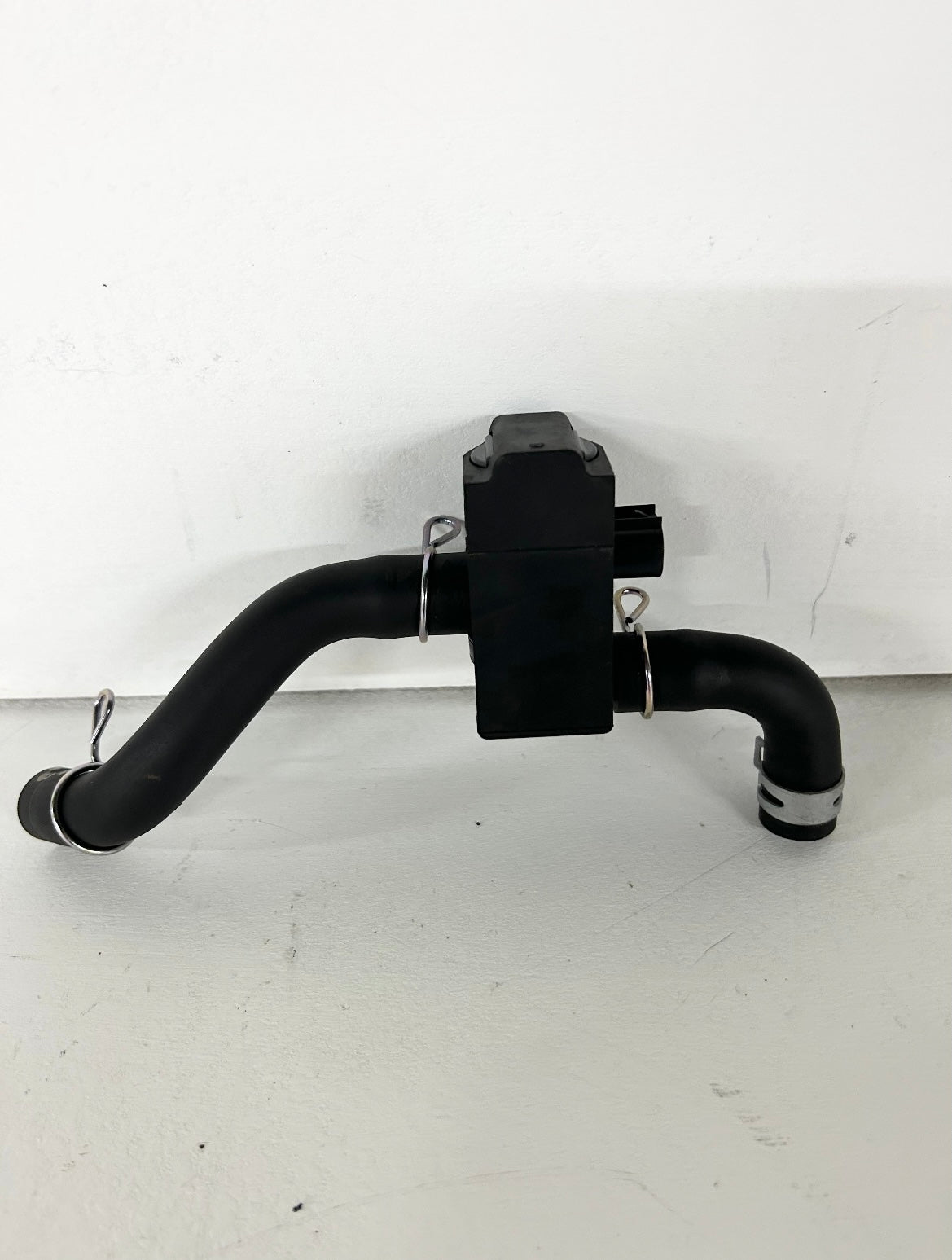 2018 2019 2020 2021 2022 Kawasaki Ninja 400 z400 air sensor Evap valve vacuum switch ( 001192 )