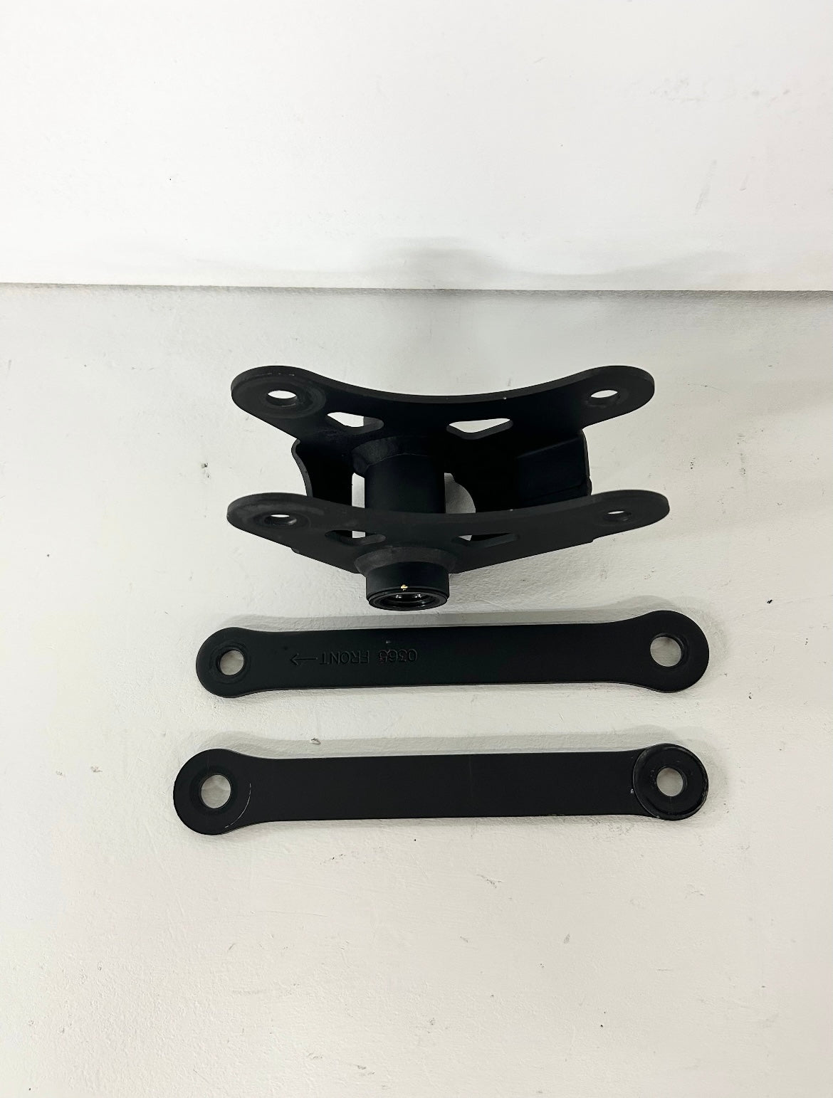 2018 2019 2020 2021 2022 Kawasaki Ninja 400 z400 rear dogbone swing arm shock linkage link 39007-0438 ( 001208 )