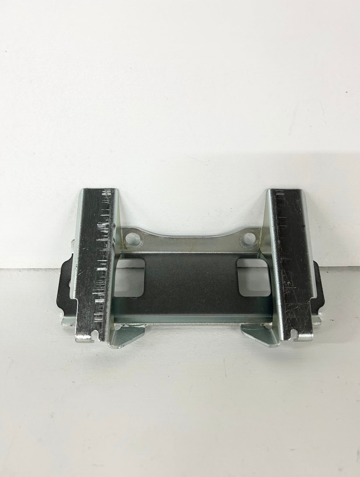 2013 2014 2015 2016 2017 Kawasaki ninja 300 seat bracket 23062-0782 ( 001048 )
