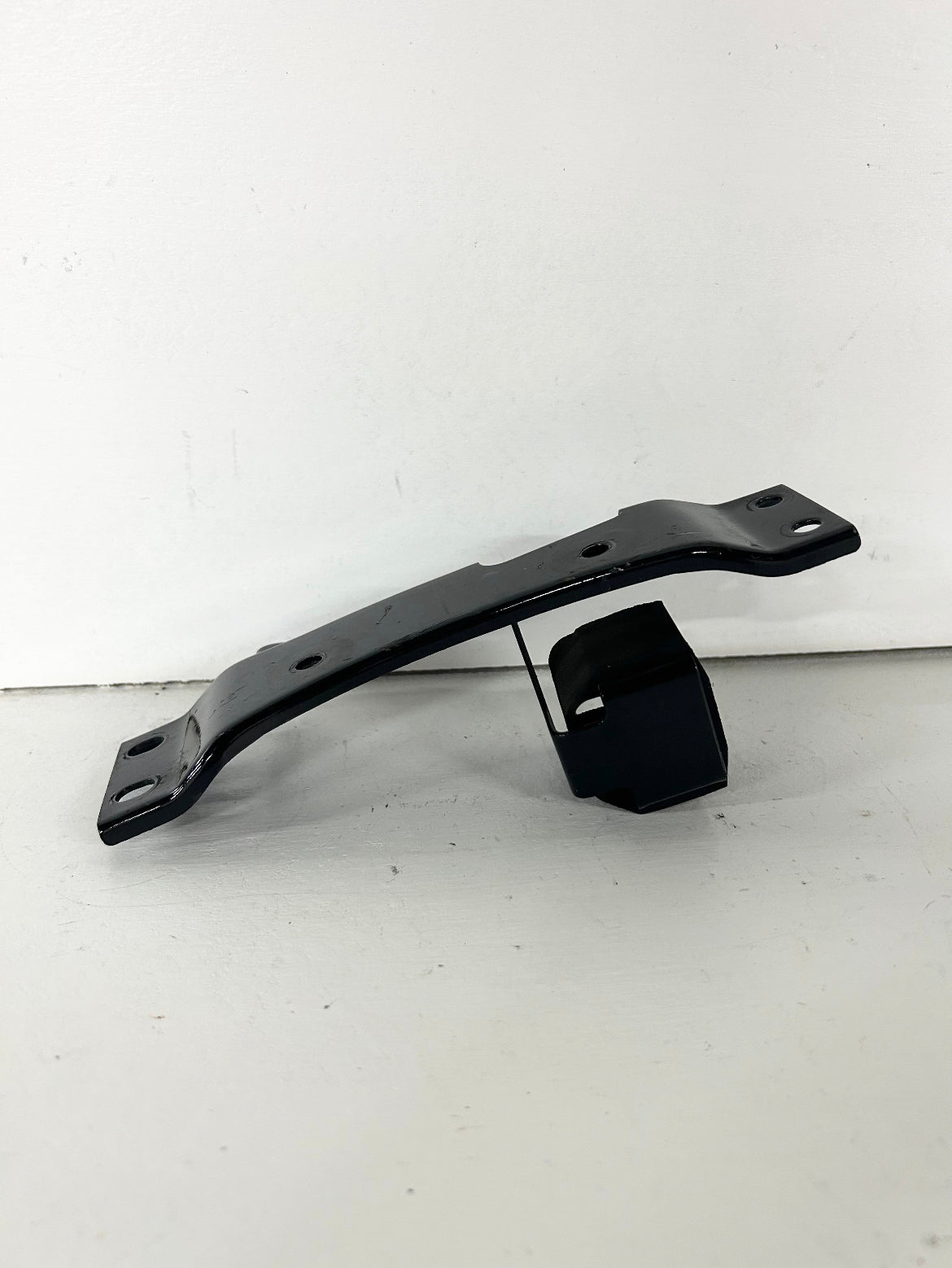 2013 2014 2015 2016 2017 Kawasaki Ninja 300 gas tank bracket (GM ID# 001363 )