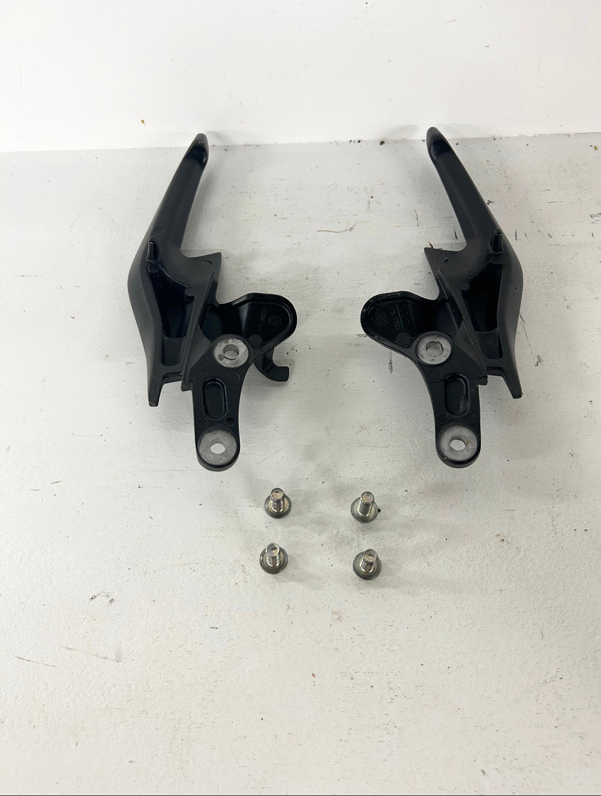 2015 2016 2017 2018 2019 2020 2021 2022 Honda CBR300R CBR 300 R rear passenger grab bars (GM ID# 001619 )