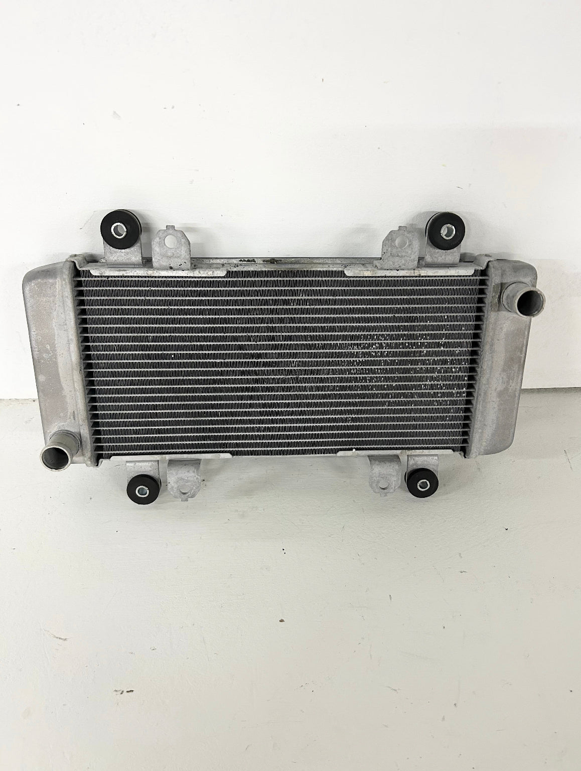 2013 2014 2015 2016 2017 Kawasaki Ninja 300 radiator (GM ID# 001513 )