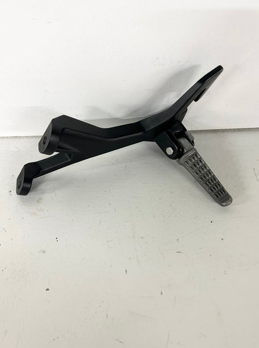 2018 2019 2020 2021 2022 Kawasaki Ninja 400 Z400 left rear back passenger peg (GM ID# 001458 )