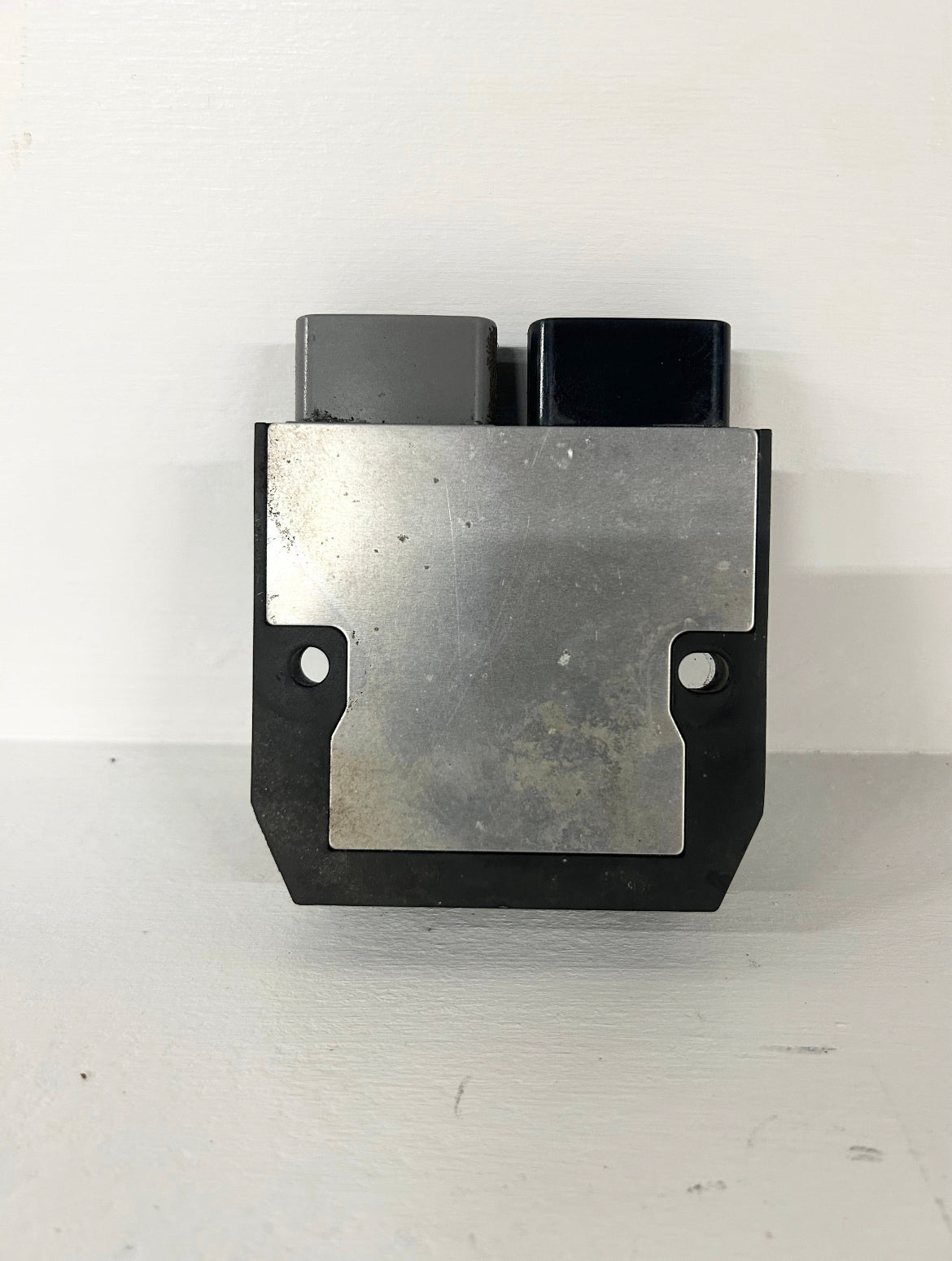 2013 2014 2015 Honda CBR500R voltage regulator rectifier (GM ID# 001570 )