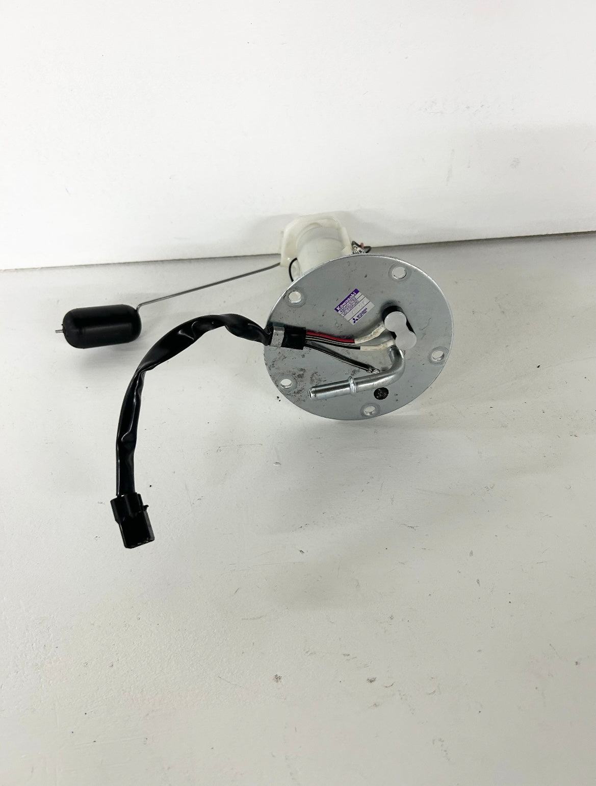 2018 2019 2020 2021 2022 Kawasaki ninja 400 z400 fuel pump assembly (GM ID# 001255 )