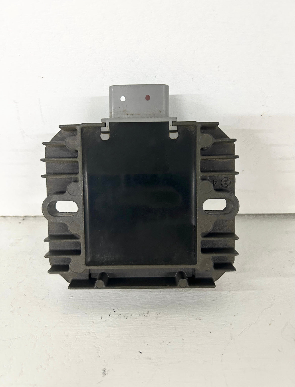 2013 2014 2015 2016 2017 Kawasaki Ninja 300 rectifier voltage regulator (GM ID# 001346 )
