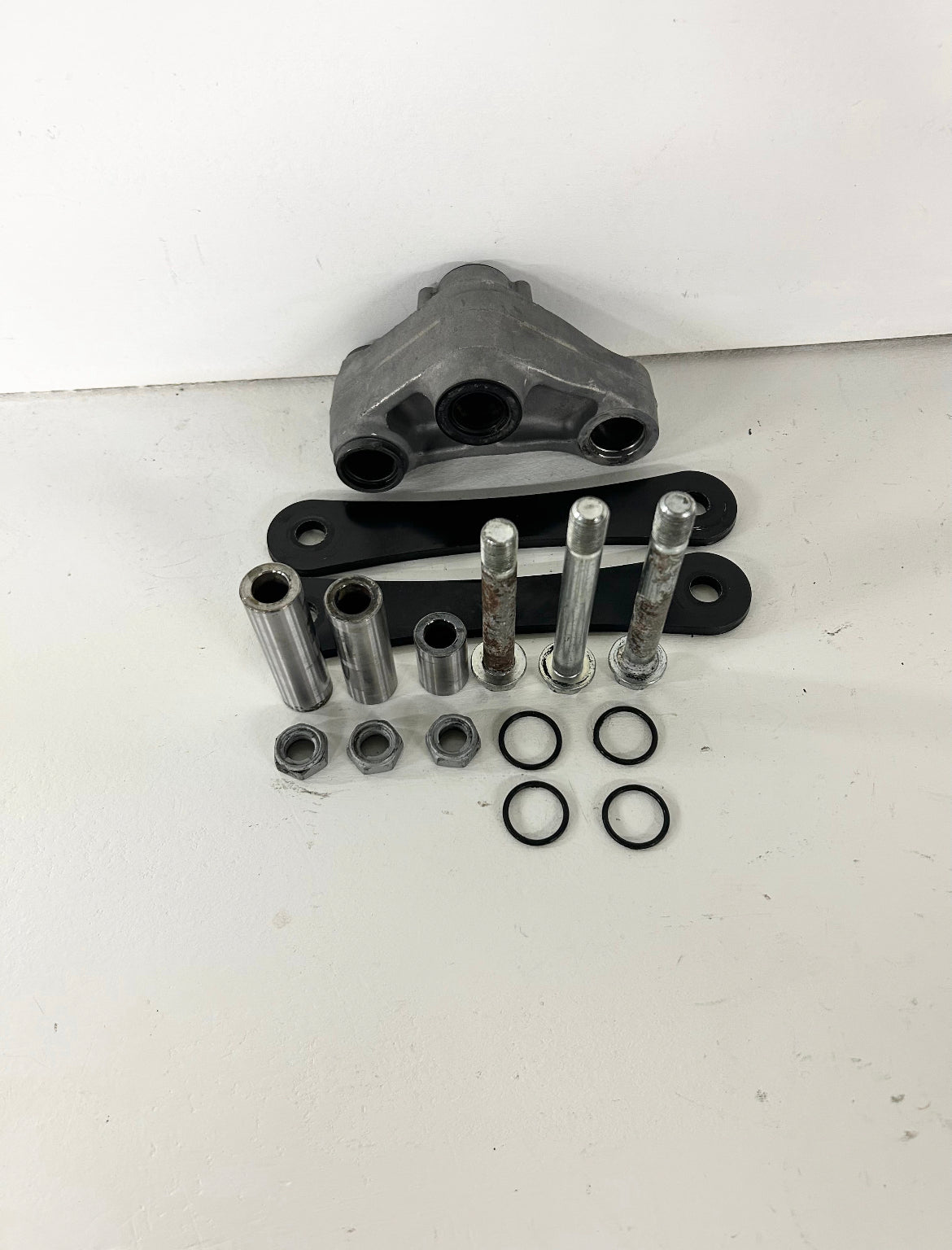 2013 2014 2015 2016 2017 Kawasaki Ninja 300 swing arm swingarm linkage (GM ID# 001377 )