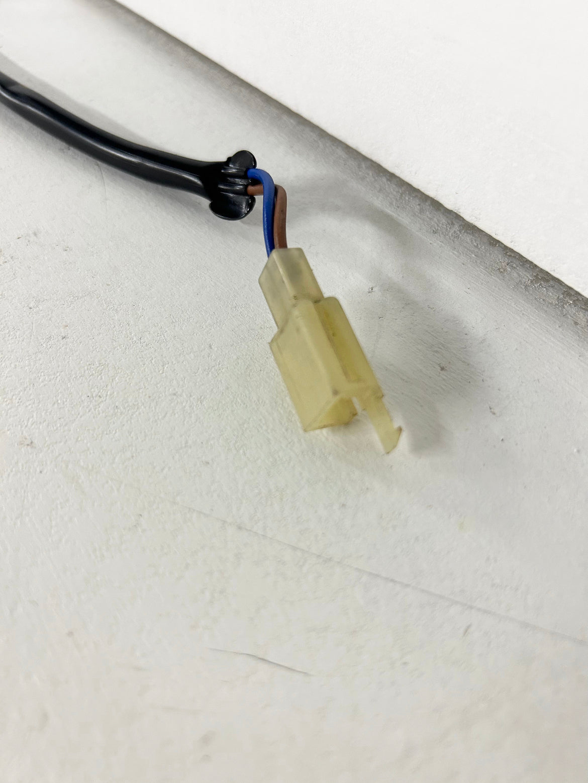 2013 2014 2015 2016 2017 Kawasaki Ninja 300 rear brake tail light switch (GM ID# 001343 )