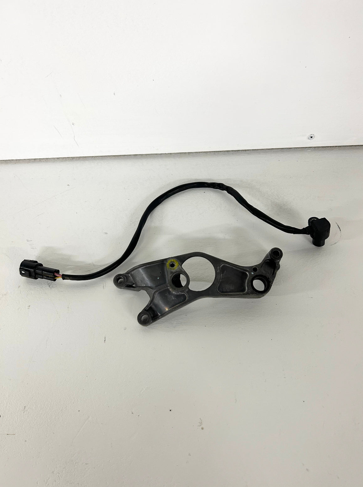 2013 2014 2015 2016 2017 Kawasaki Ninja 300 front sprocket speedo sensor(GM ID# 001372 )