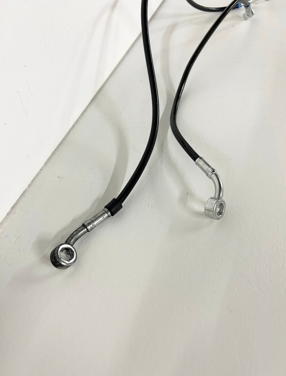 2020 2021 2022 KTM Duke 390 front ABS brake lines ( 001148 )