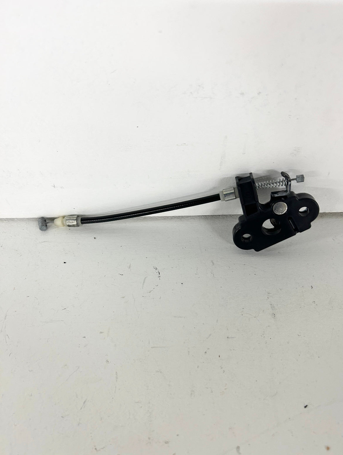 2013 2014 2015 2016 2017 Kawasaki Ninja 300 seat lock mechanism (GM ID# 001479 )