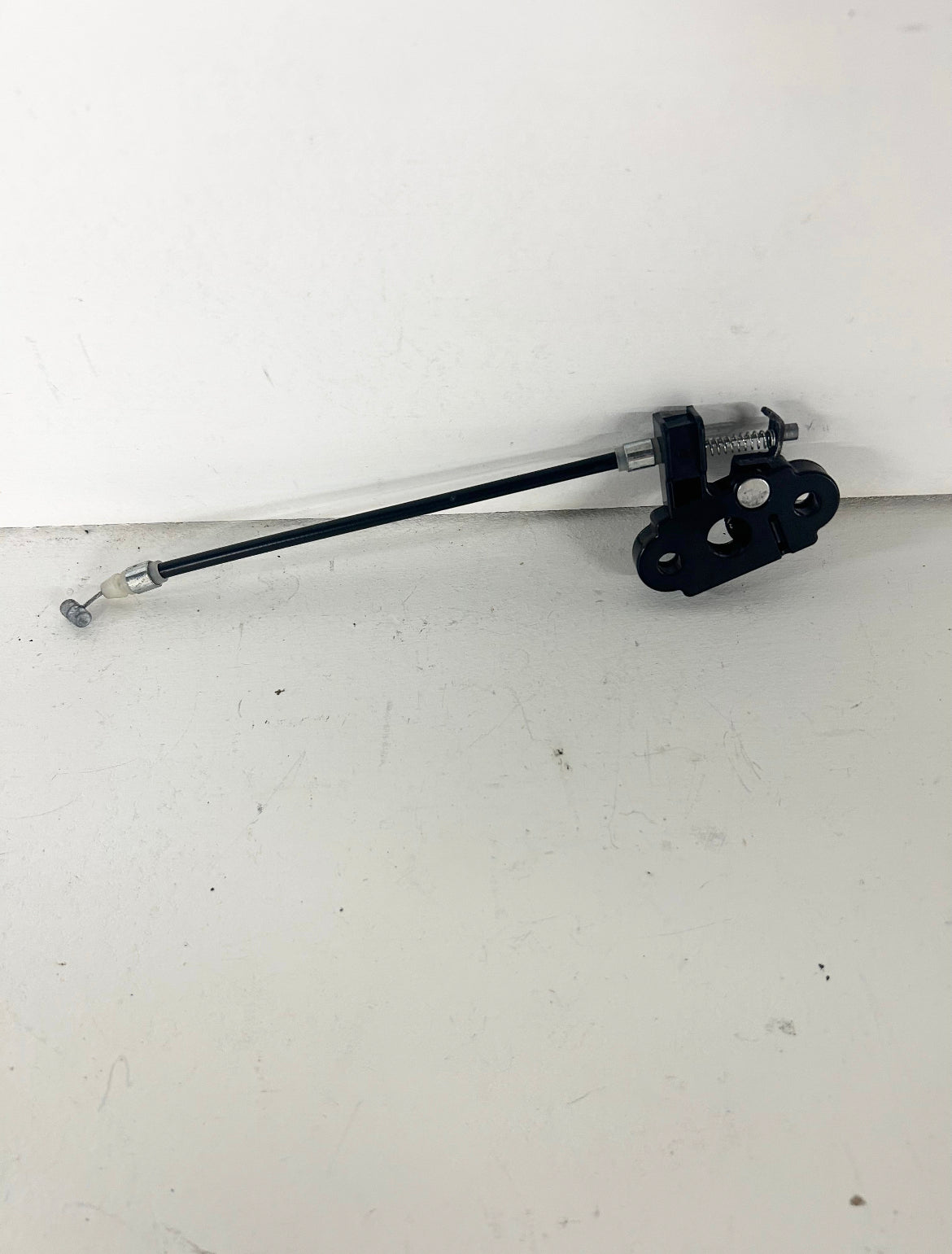2018 2019 2020 2021 2022 Kawasaki Ninja 400 Z400 rear passenger seat latch lock assembly (GM ID# 001433 )