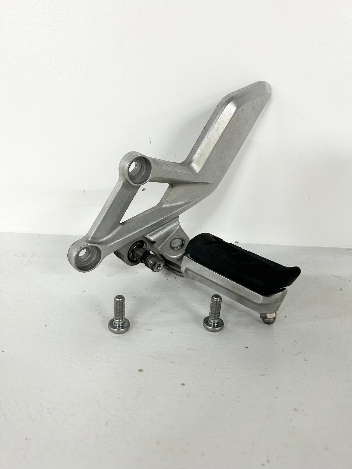 2015 2016 2017 2018 2019 2020 2021 2022 Honda CBR300R CBR 300 R left rider driver foot peg (GM ID# 001639 )