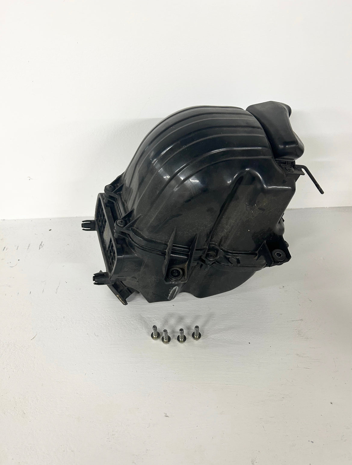 2015 2016 2017 2018 2019 2020 2021 2022 Honda CBR300R CBR 300 R AirBox Air Box (GM ID# 001652 )