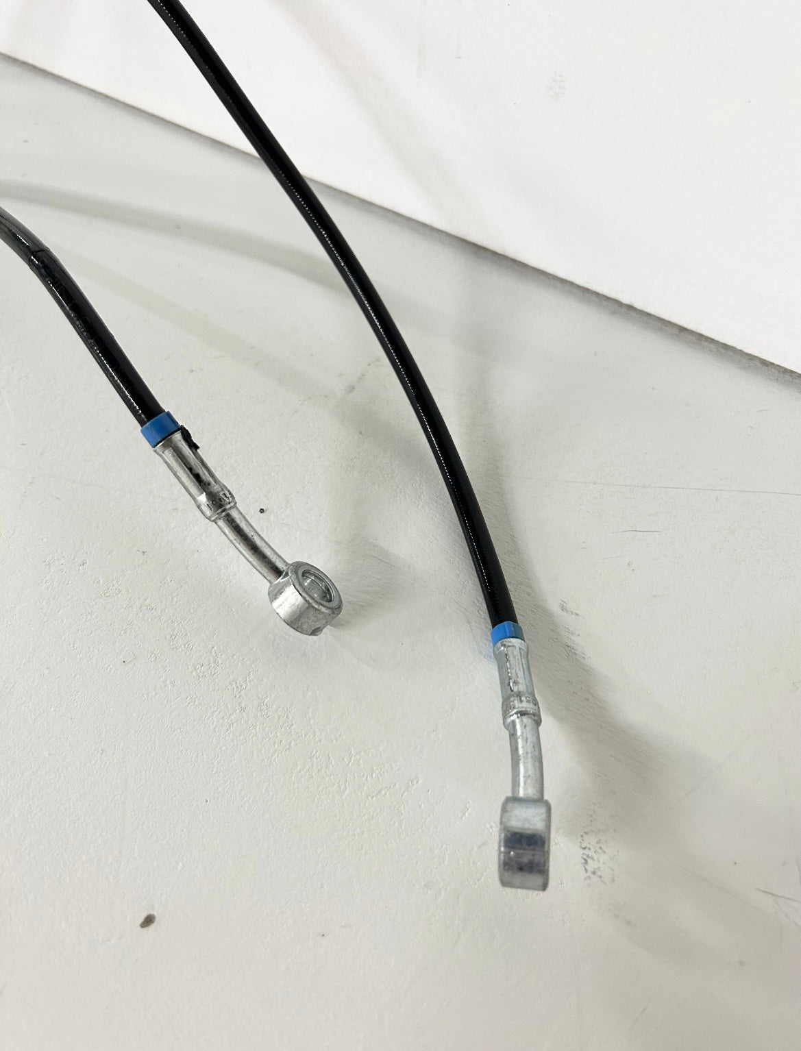 2020 2021 2022 KTM Duke 390 front ABS brake lines ( 001148 )