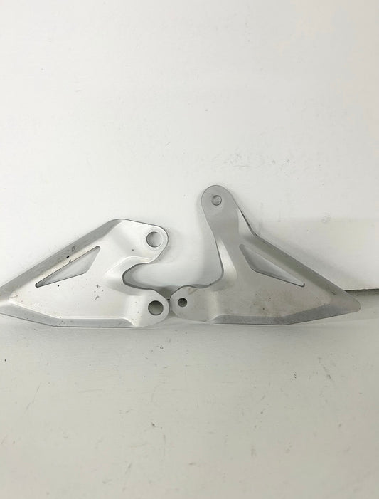 2018 2019 2020 2021 2022 Kawasaki Ninja 400 Z400 ABS left + right rear sets heel guard cover set (GM ID# 001459 )