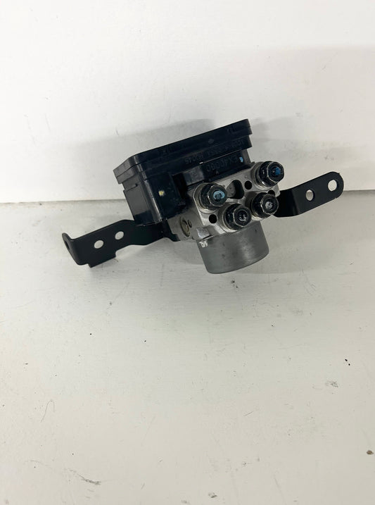 2018 2019 2020 2021 2022 Kawasaki Ninja 400 Z400 ABS brake module pump (GM ID# 001434 )