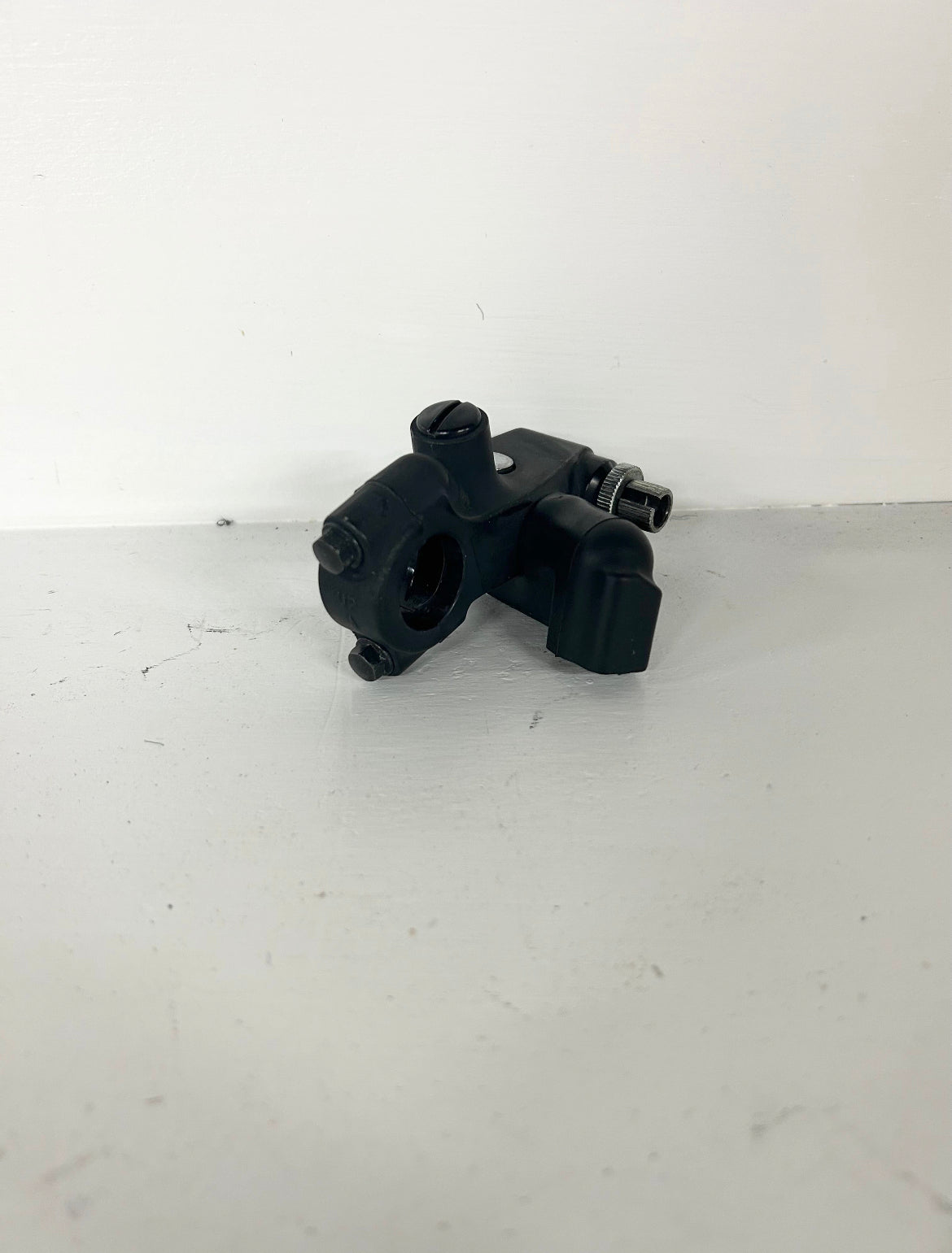 2015 2016 2017 2018 2019 2020 2021 2022 Honda CBR300R CBR 300 R clutch mount perch (GM ID# 001626 )