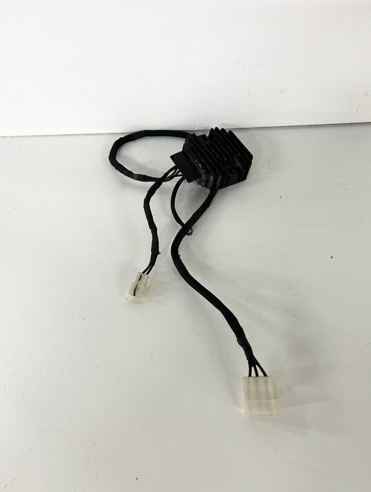 2018 2019 2020 KTM Duke 390 rectifier voltage regulator ( 001149 )