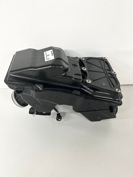 2017 2018 2019 2020 KTM Duke 390 complete air box airbox assembly intake OEM ( 001131 )