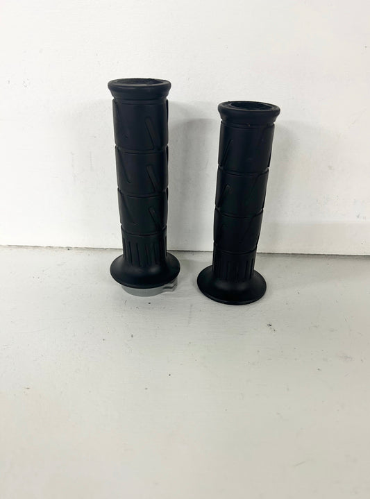 2018 2019 2020 2021 2022 Kawasaki Ninja 400 Z400 Grips (GM ID# 001415 )