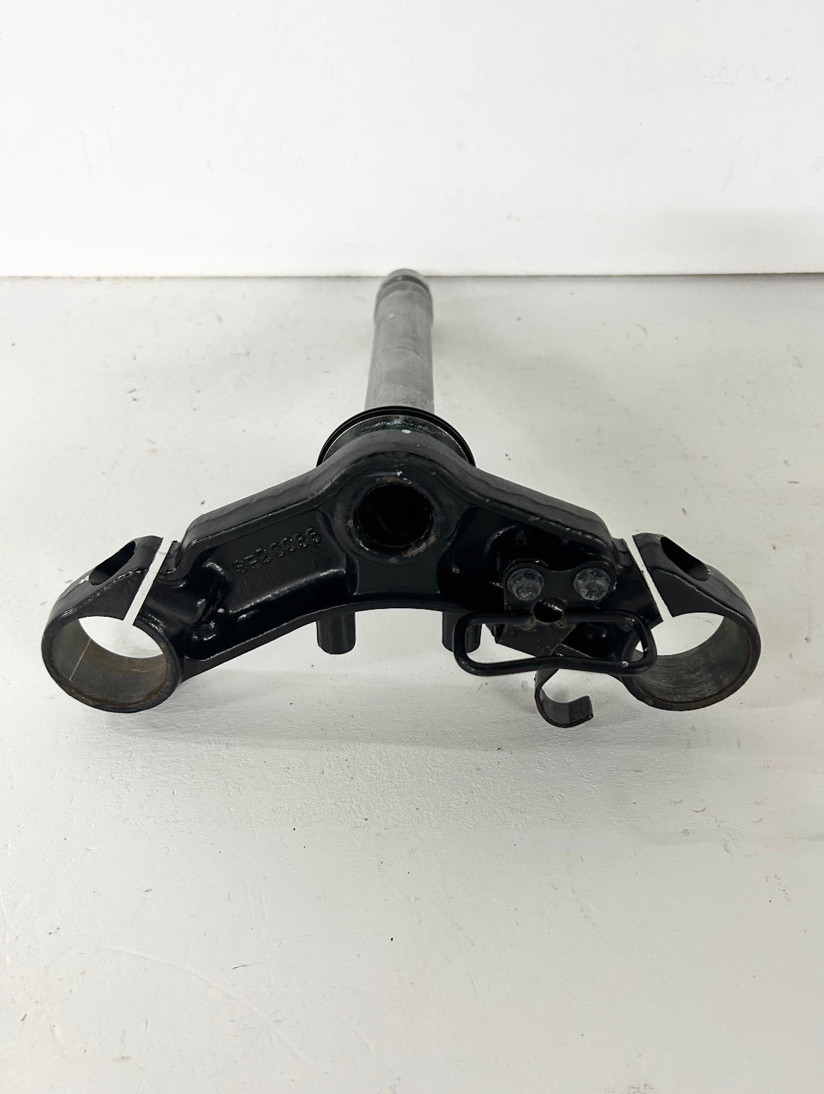 2013 2014 2015 2016 2017 Kawasaki Ninja 300 lower triple tree stem clamp (GM ID# 001485 )