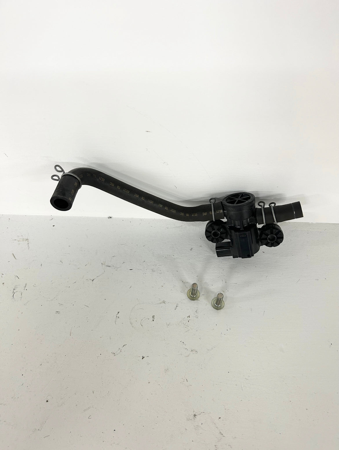 2015 2016 2017 2018 2019 2020 2021 2022 Honda CBR300R CBR 300 R Air injection solenoid valve (GM ID# 001644 )