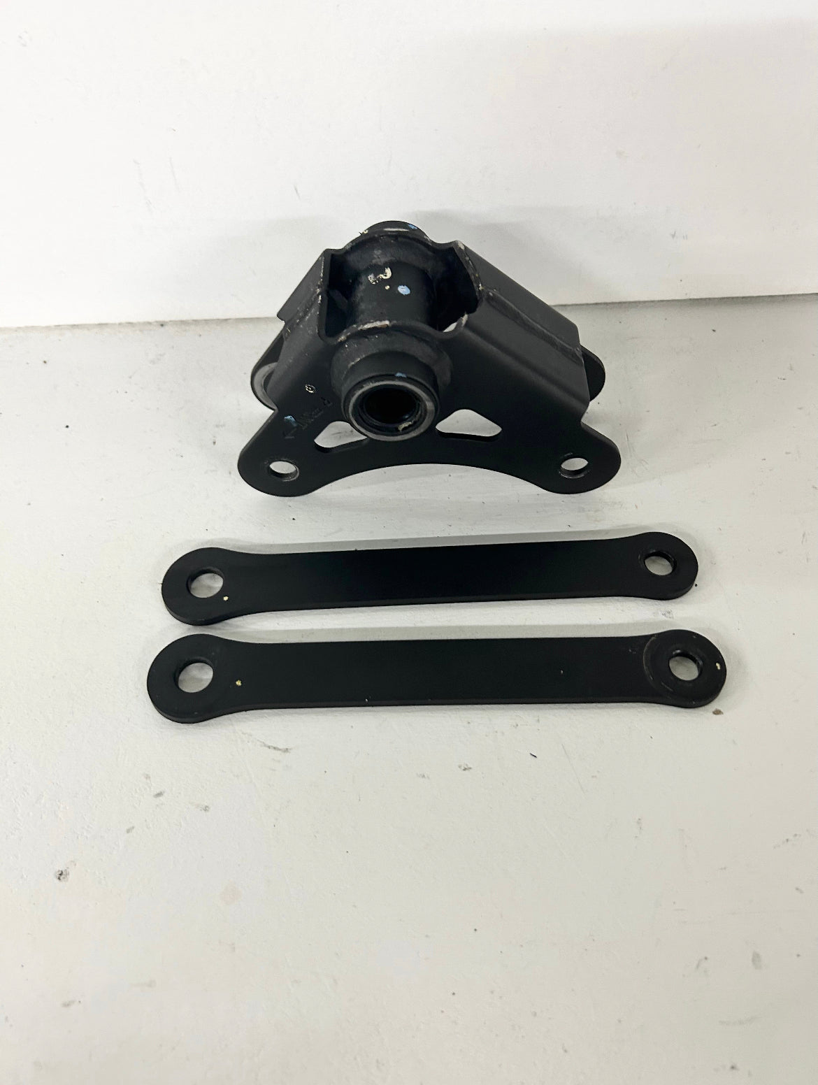 2018 2019 2020 2021 2022 Kawasaki Ninja 400 Z400 rear dogbone swing arm shock linkage (GM ID# 001469 )